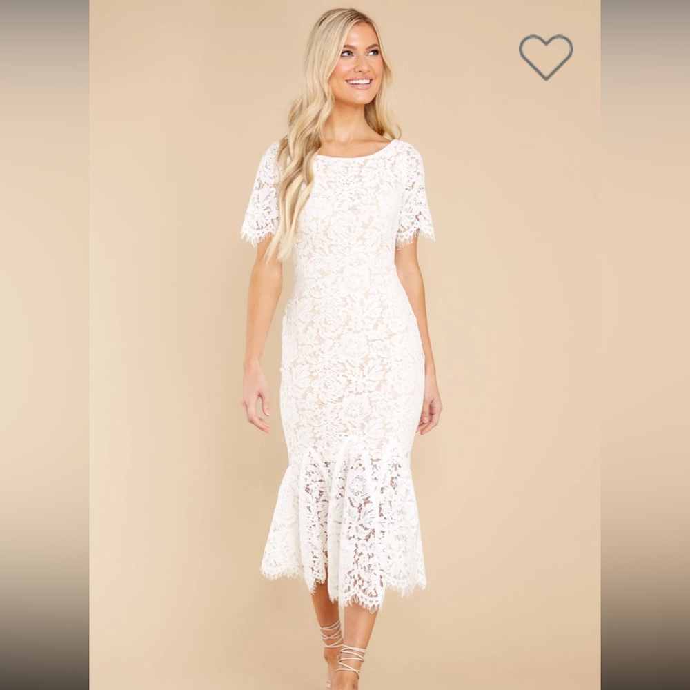 Red dress Boutique - Lace MIDI Dress